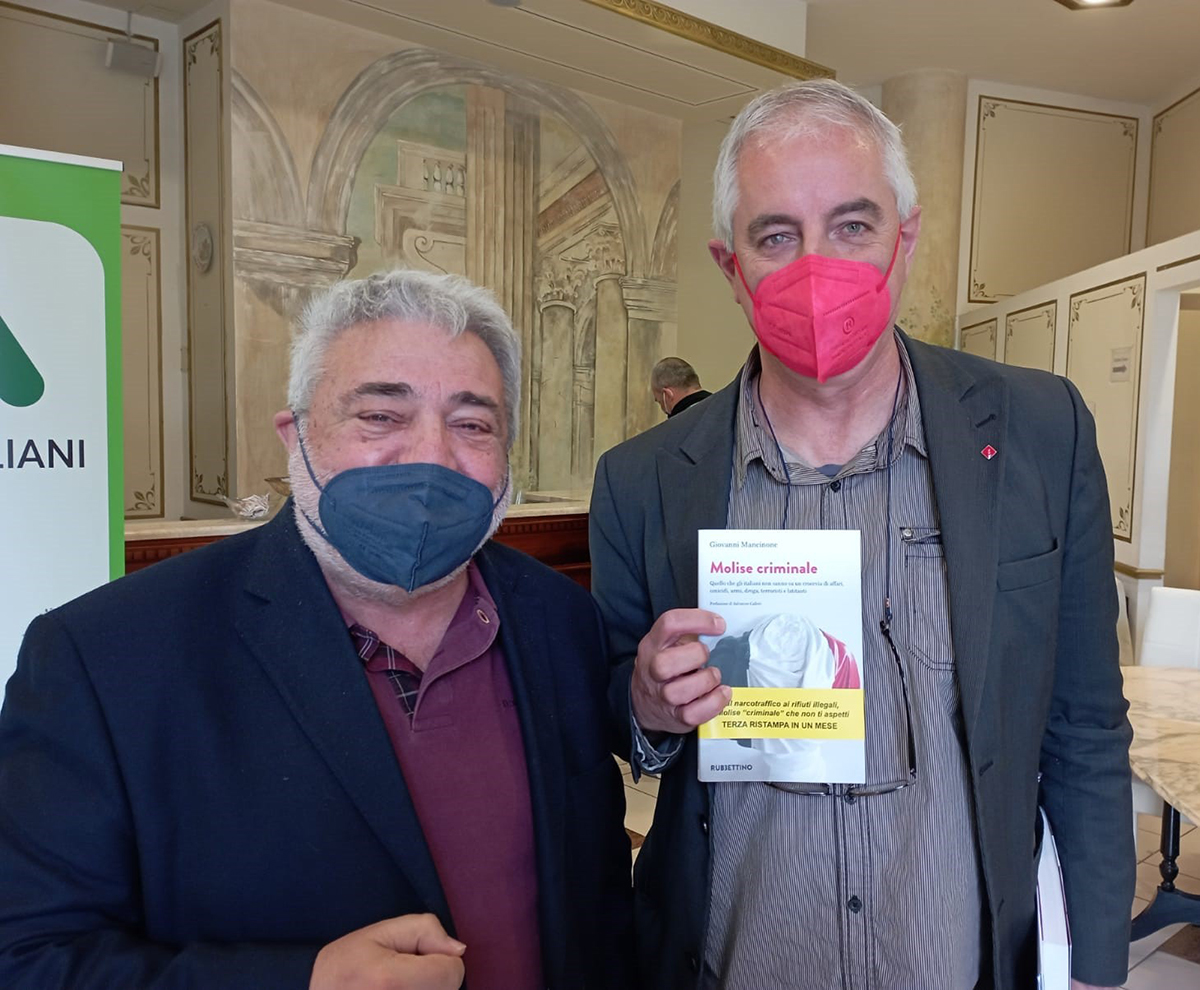 Foto presentazione libro Molise Criminale