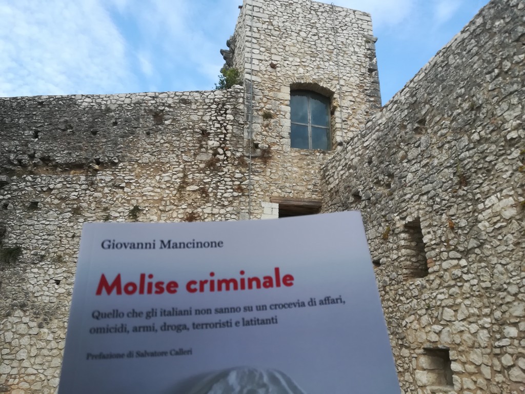 Foto presentazione libro Molise Criminale