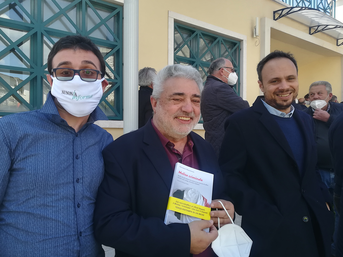 Foto presentazione libro Molise Criminale