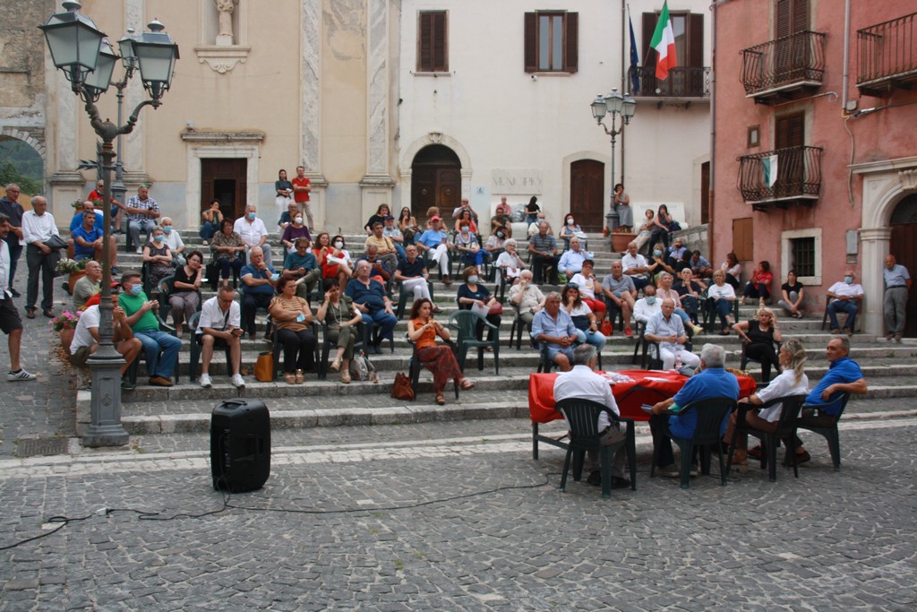 Foto presentazione libro Molise Criminale
