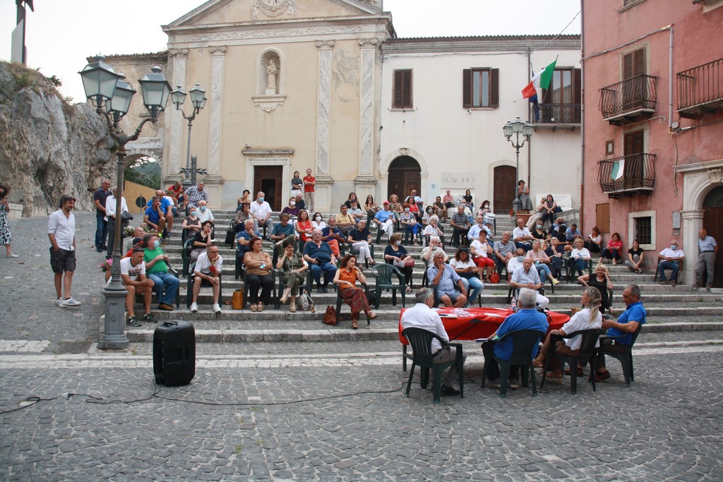 Foto presentazione libro Molise Criminale