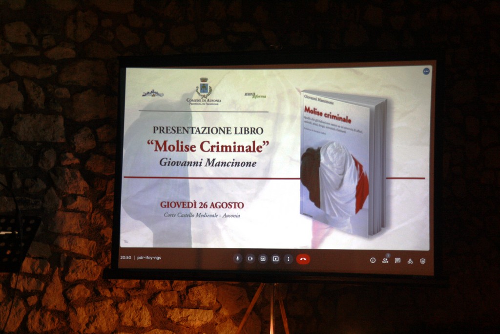 Foto presentazione libro Molise Criminale