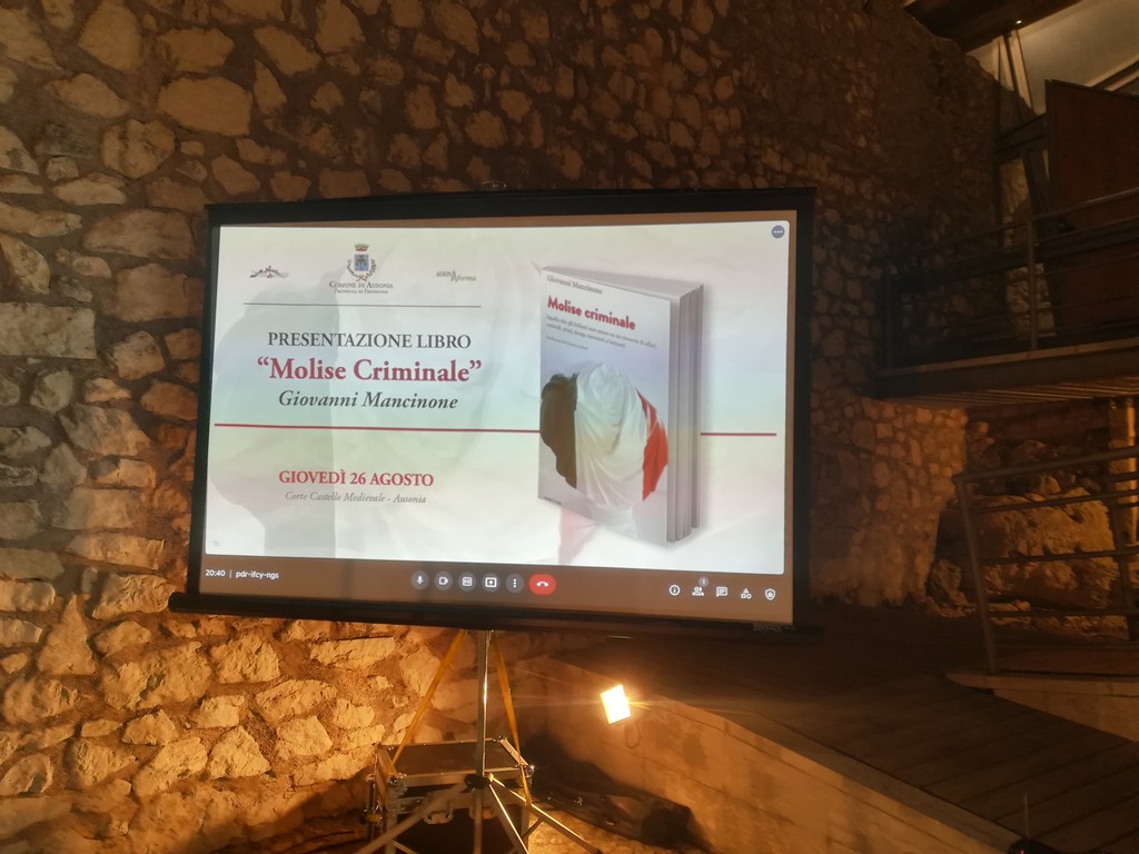 Foto presentazione libro Molise Criminale