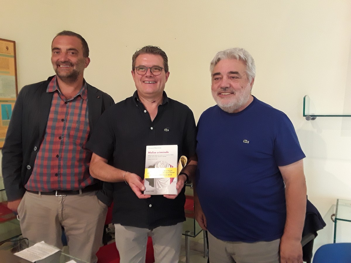 Foto presentazione libro Molise Criminale