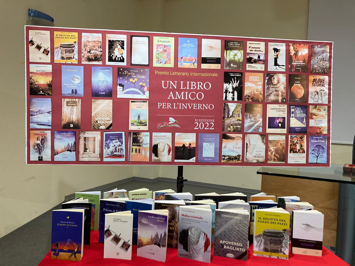 Foto premiazione libro Molise Criminale