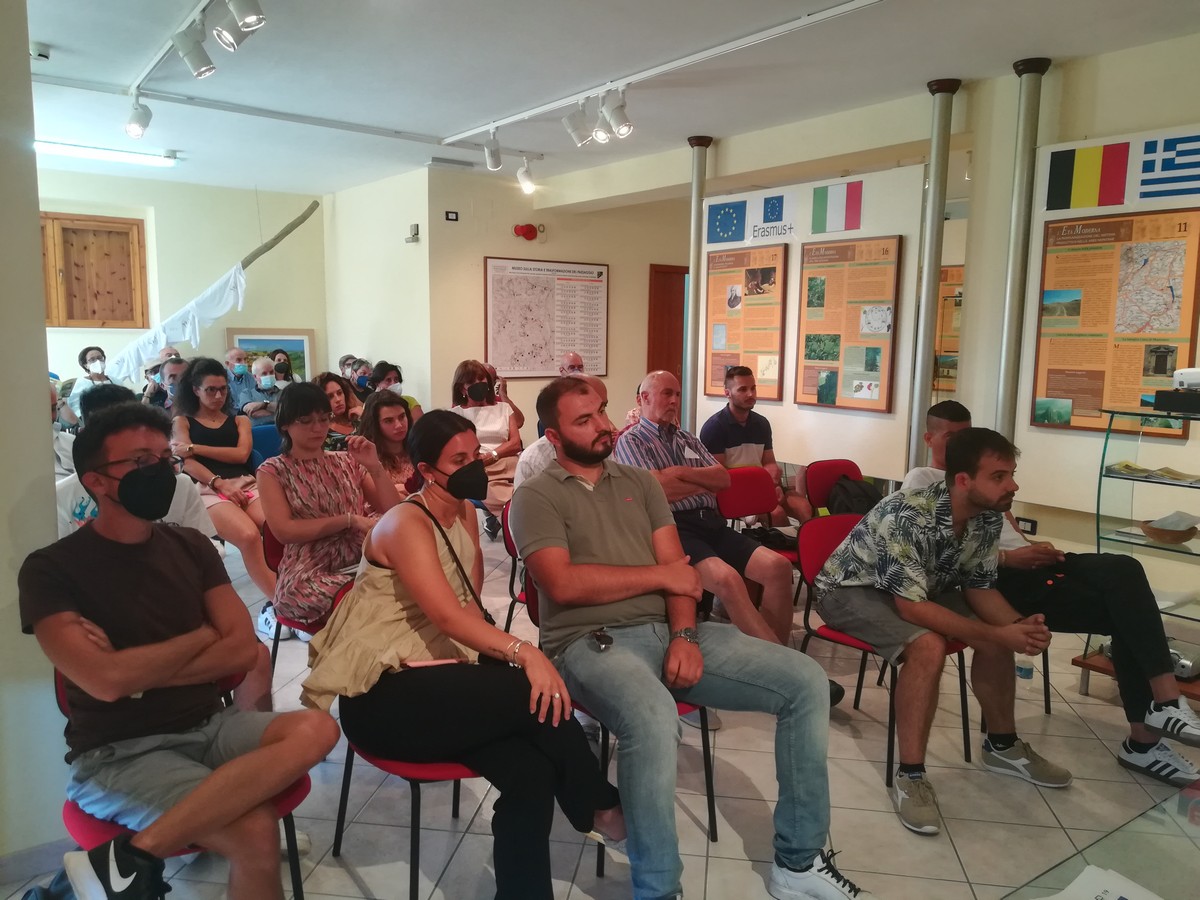 Foto presentazione libro Molise Criminale