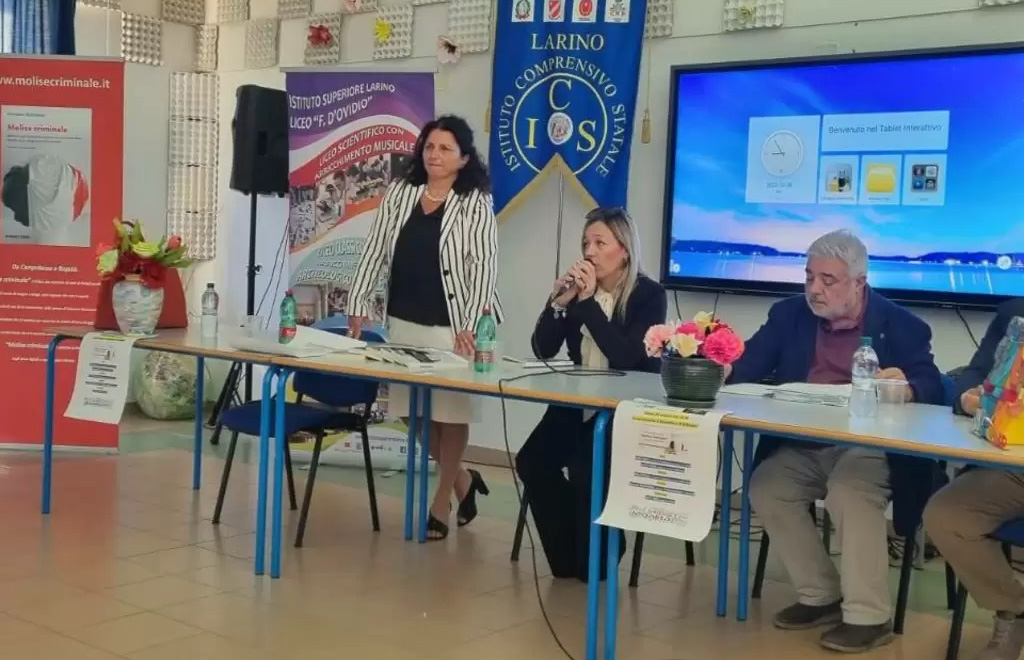 Foto dell'incontro al Liceo D'Ovidio